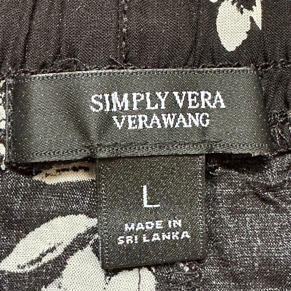 Vera Wang Black & White Floral Designs W Front  Tie Tassels SZ L - Image 7