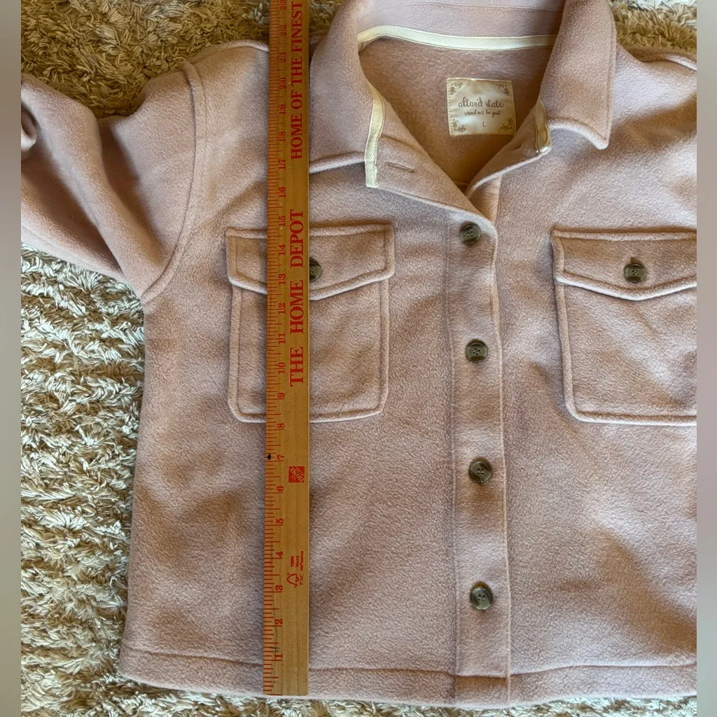 Altar’d State Women's Light Pink Button Up Cropped Fleece Jacket Size Large - Image 7