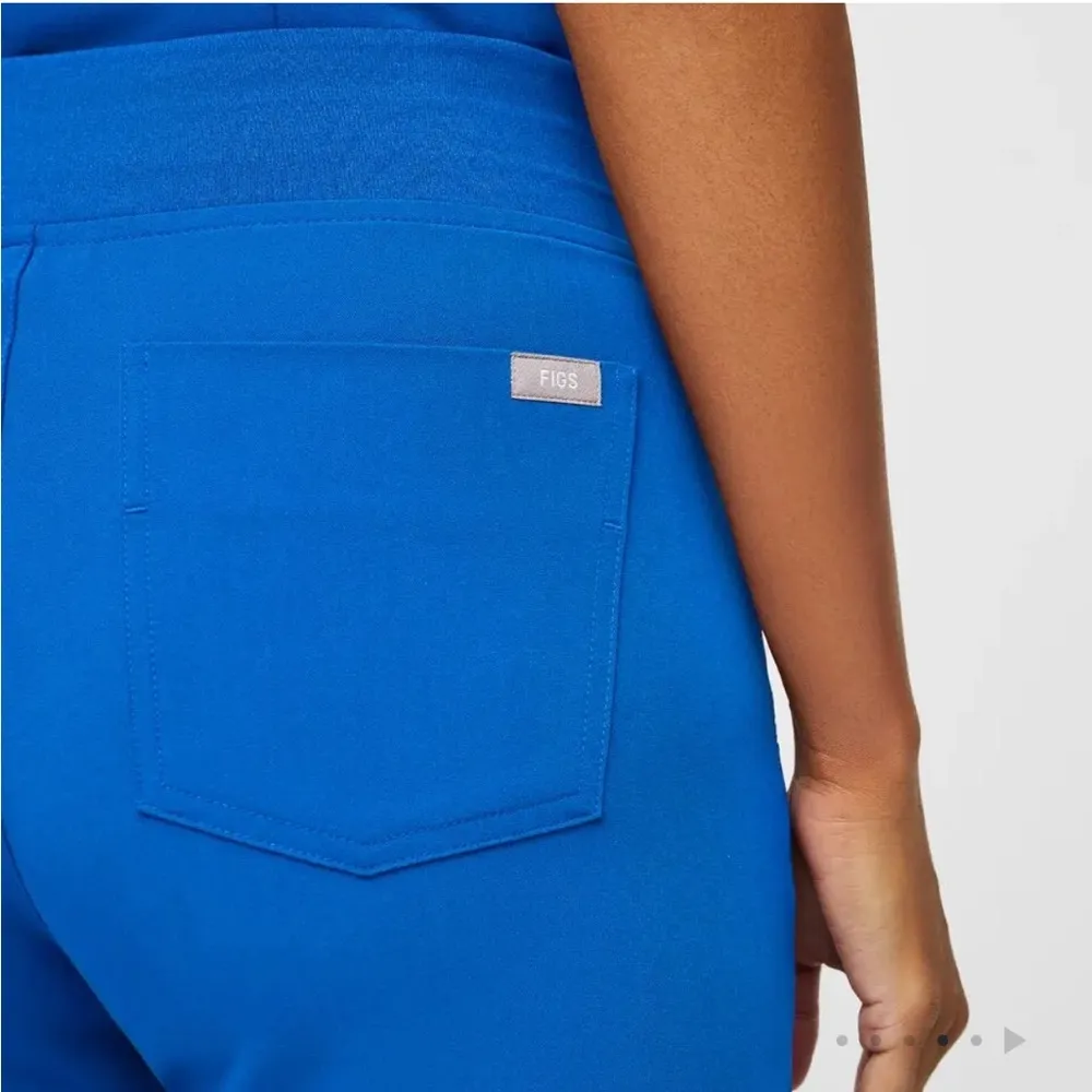 Blue Scrub Set with Jogger Pants blue fig scrubs size small/XS Zamora/caterina - Image 16