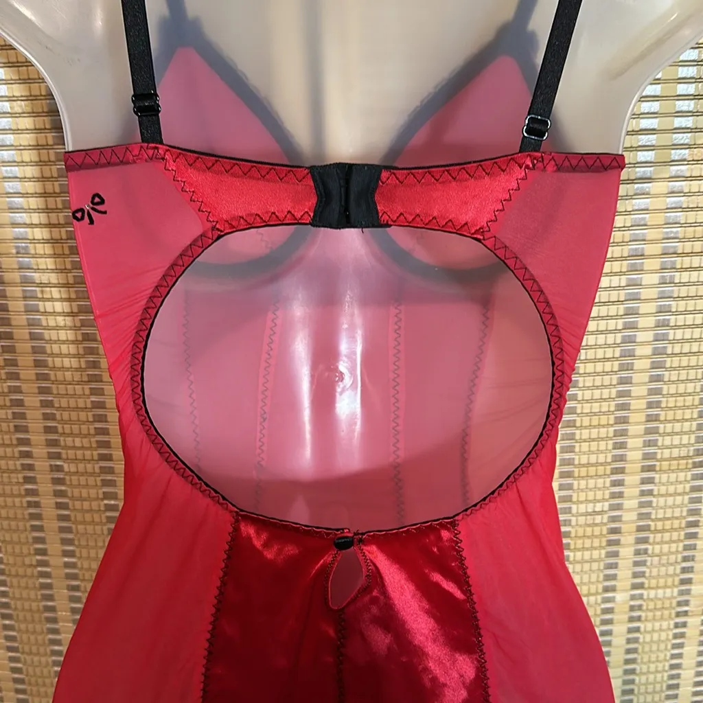 Victoria's Secret Bright Red Camisole Teddy Underwire Black Trim Garters 34B - Image 13