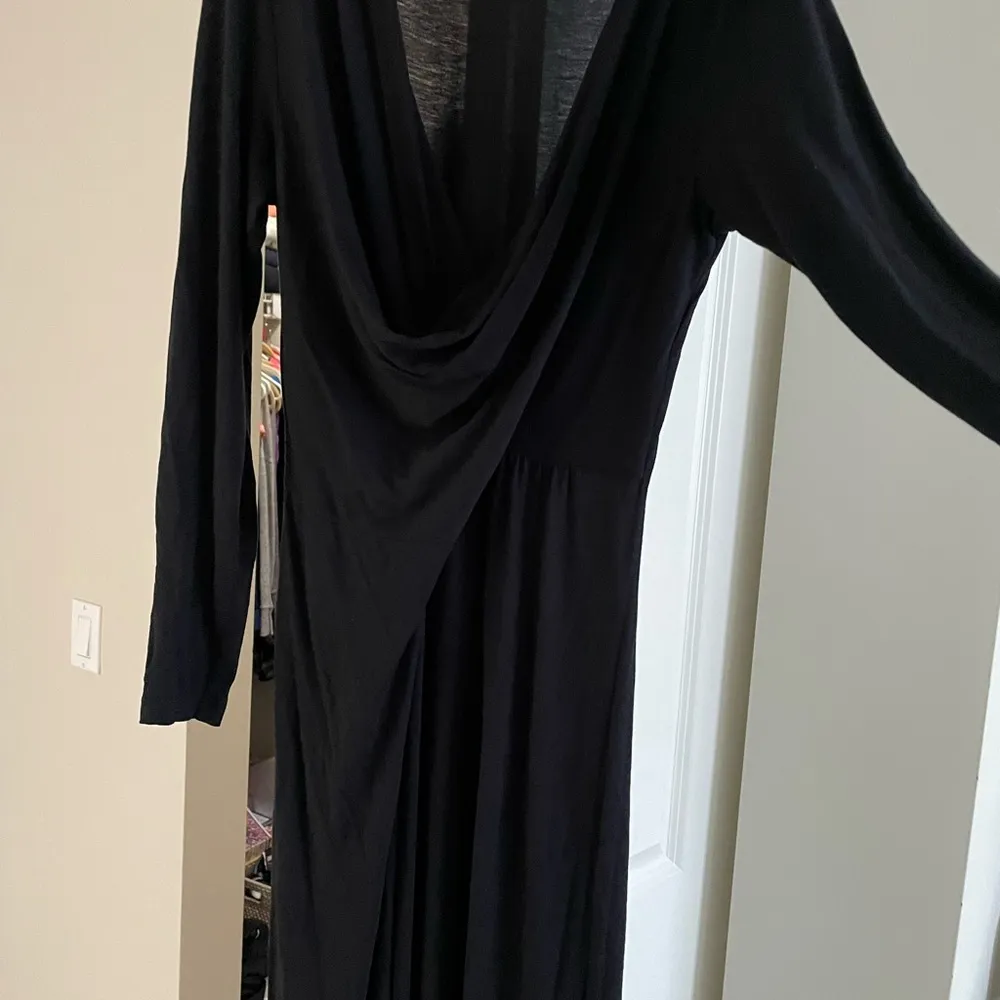 Peruvian connection Black Long Sleeve Maxi Dress Deep V-Neck Draped Front -  L - Image 4