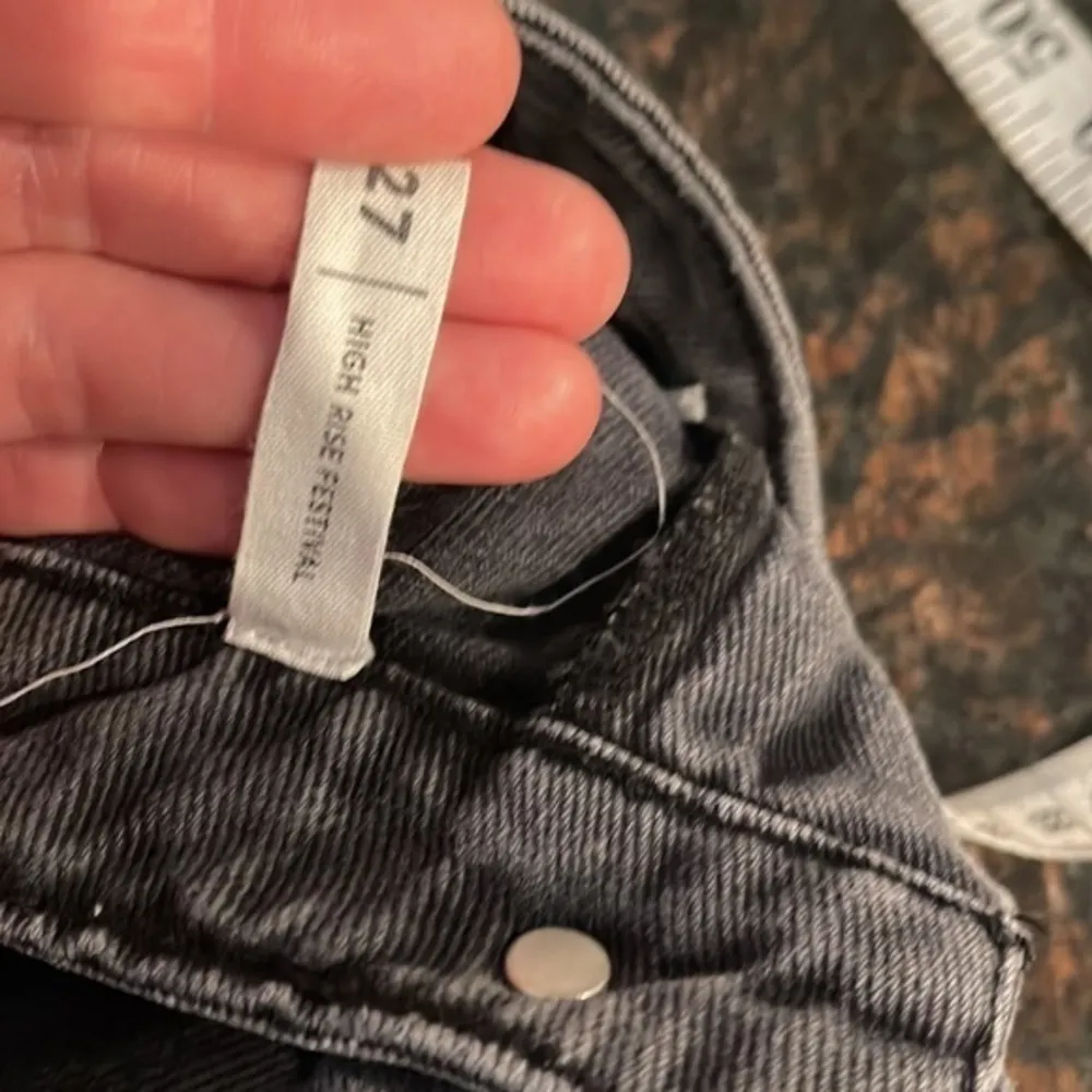 PAC Sun high rise festival shorts black - Image 5