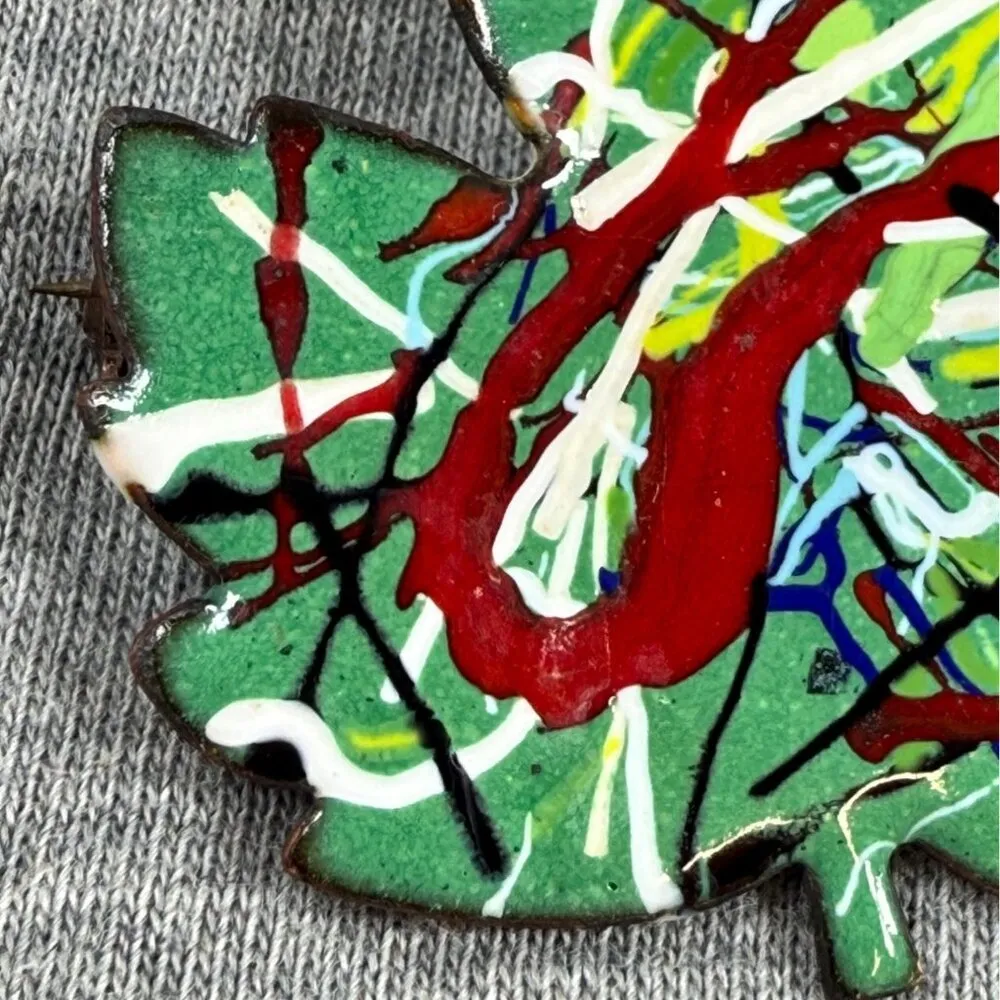 Abstract Painted Enamel Maple Leaf Brooch Pin Jewelry Women Retro Vintage Colors Red - Image 6
