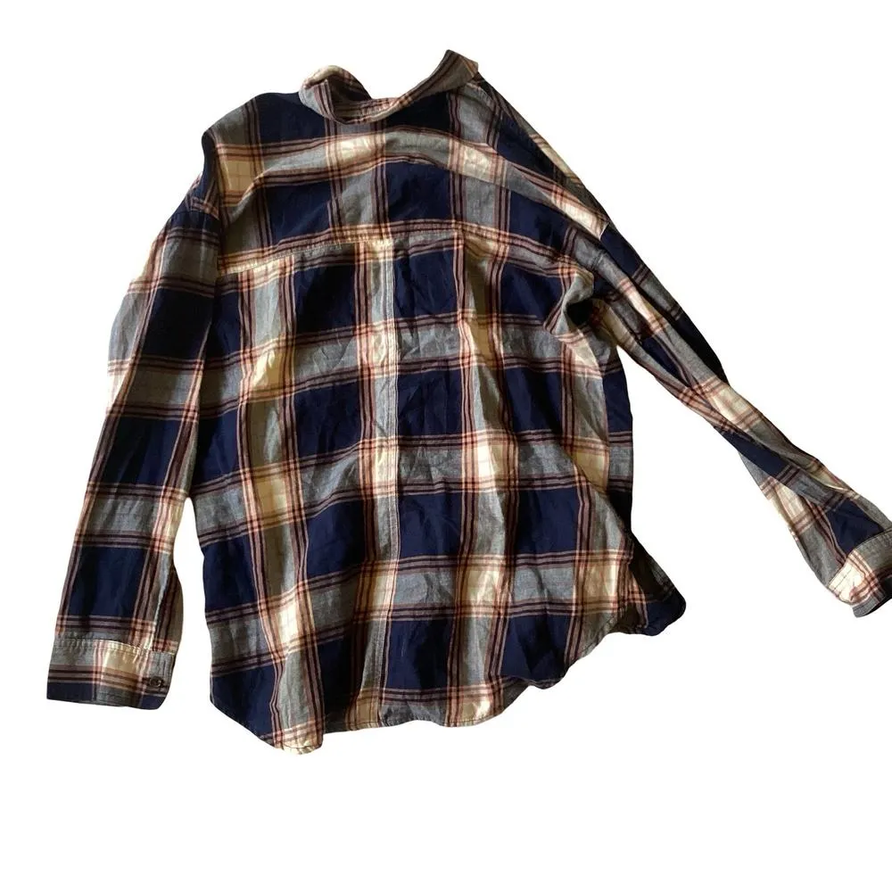 Old Navy Plaid Boyfriend Flannel Shirt - Image 8