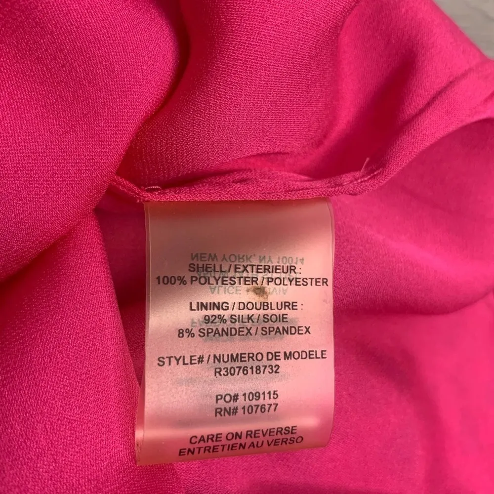 Alice + Olivia lace cut out back dress hot pink - Image 4