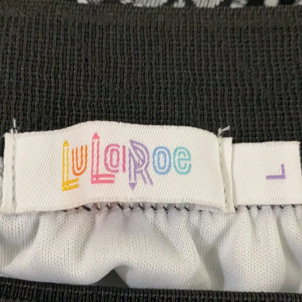 Lularoe Lucy patterned chevron maxi skirt size L - Image 8