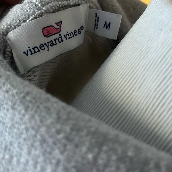 Vineyard Vines Cowl-neck Heathered Grey‎ Sweatshirt With Pockets Size Medium - Image 3