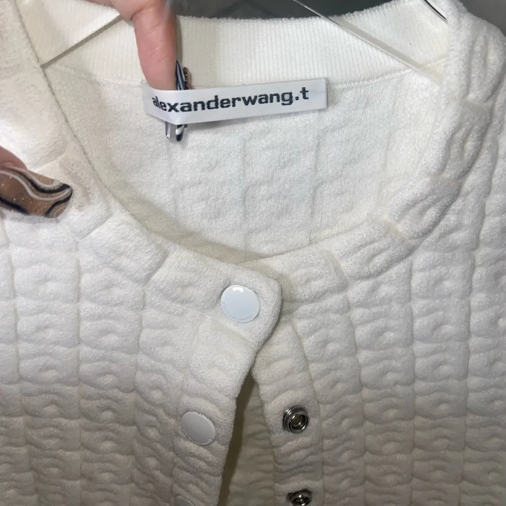 Alexander Wang Ivory Jacquard Logo Crop Snap Front Cardigan - Image 16