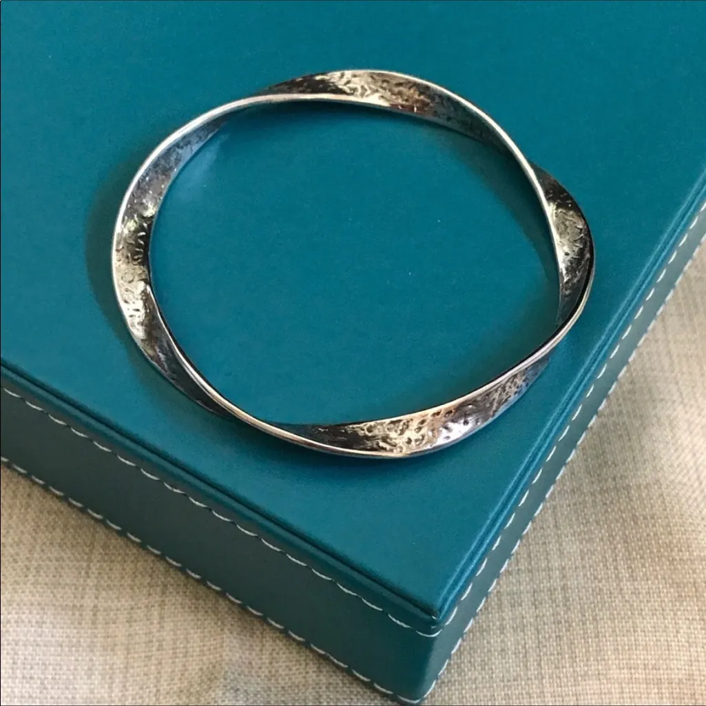 Silpada Ribbon Bangle Bracelet Sterling - Image 3