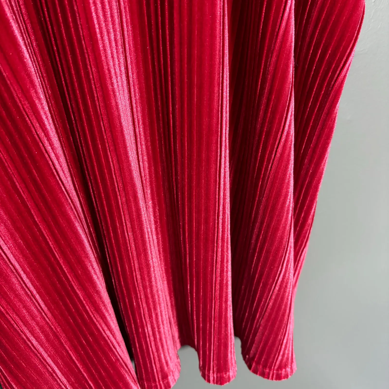 Torrid Red Velvet Whimysgoth Pleated Goddess Tank - 3 (3X) - Women's Plus Size - Image 3