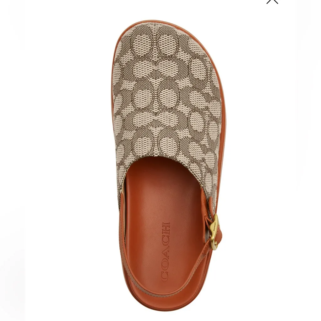NWT COACH
Women's Sculpted C Signature Jacquard
Logo Platform Clogs - Image 4