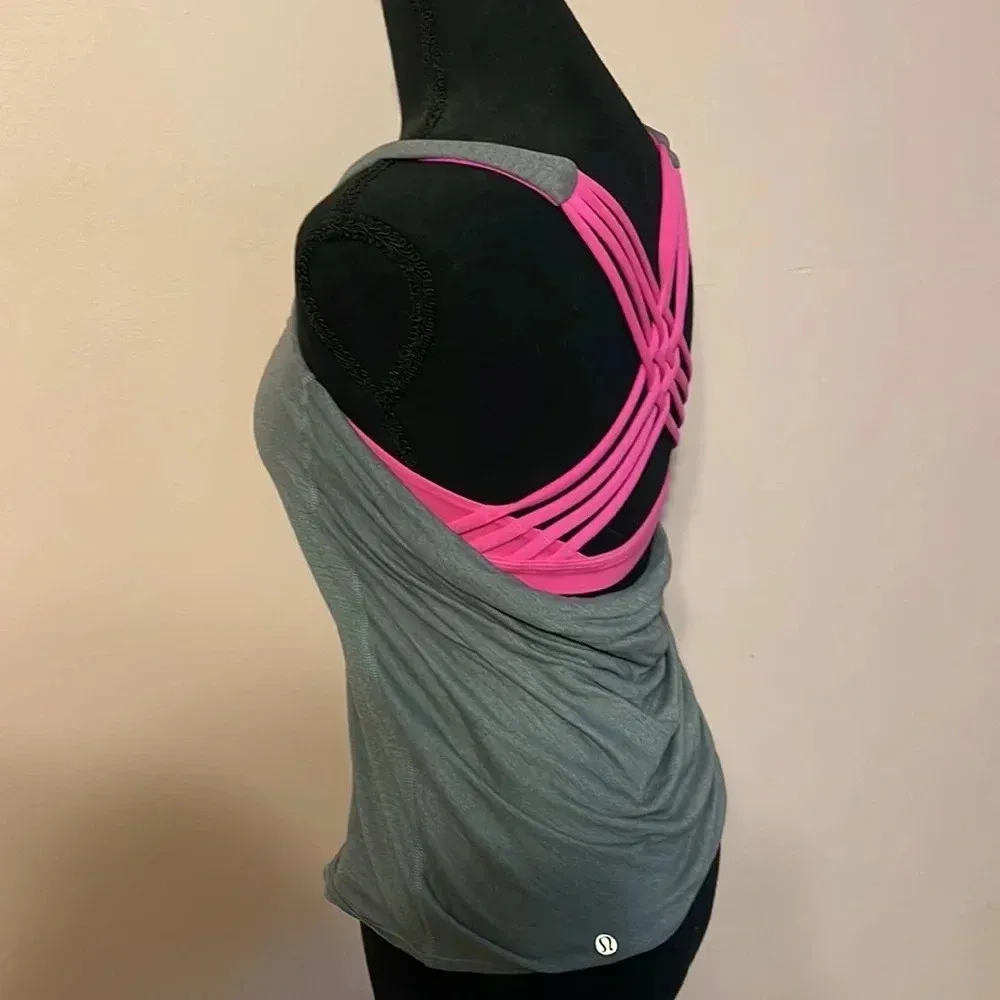 Lululemon Gray and Pink tank top built in bra cross cross detail back sz 2 - Image 4