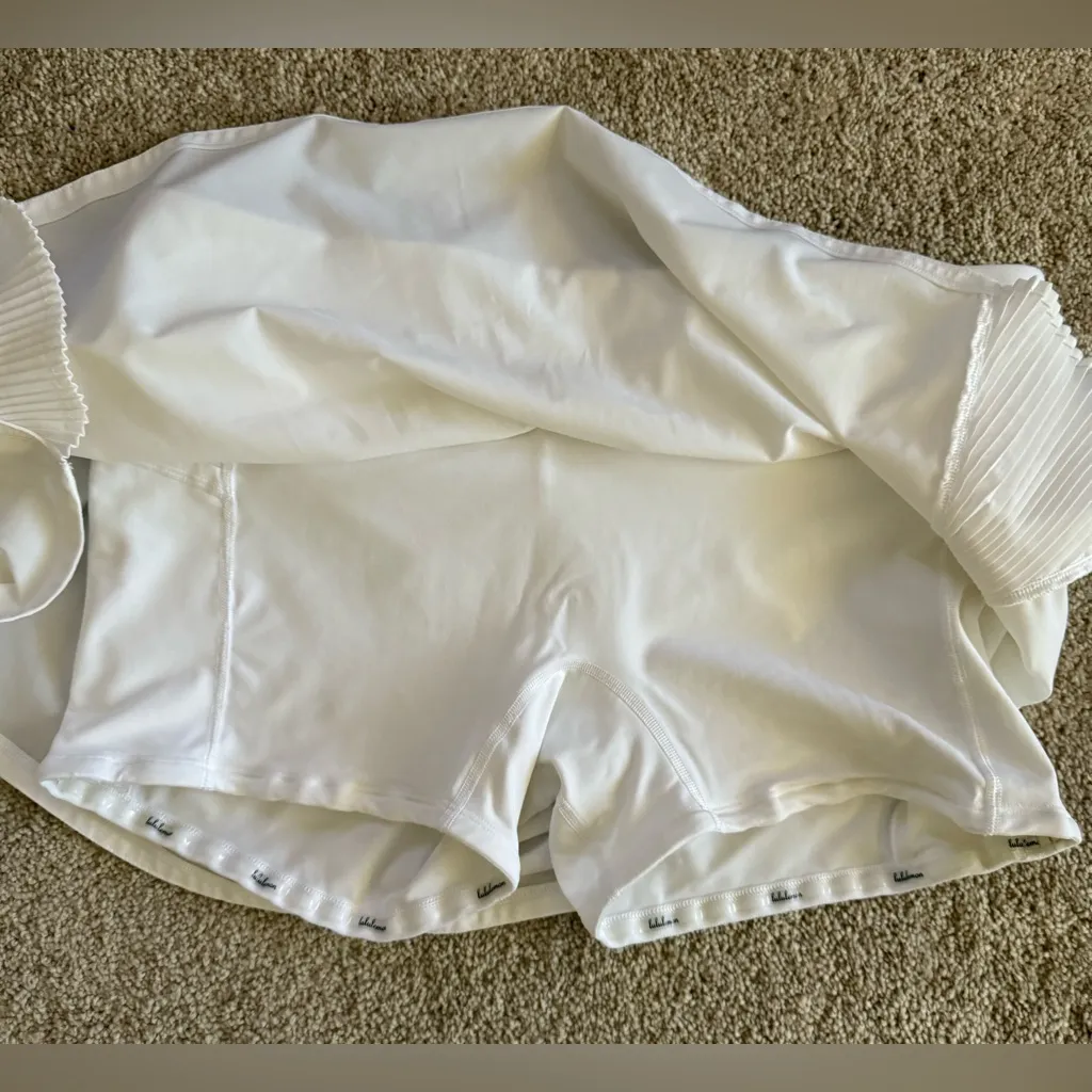 Lululemon Play Off The Pleats Skirt 13” White Sz 8 Tennis Golf Athletic Skort - Image 8