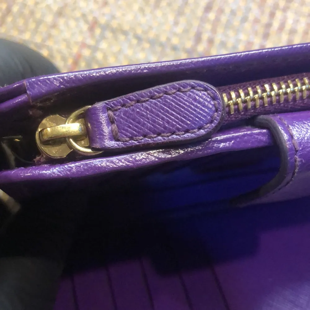 SALVATORE FERRAGAMO Gancini Purple Leather Bifold Full Zip Coin Section Wallet - Image 14