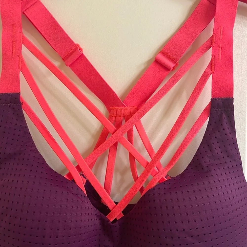 Victoria’s Secret Strappy Sports Bra Victoria Sport 32B - Image 6