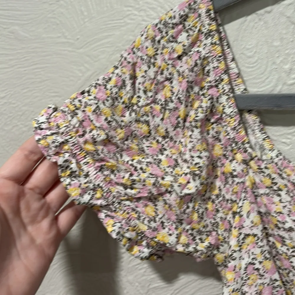 Wild Fable floral mini dress with keyhole back juniors size XS - Image 3