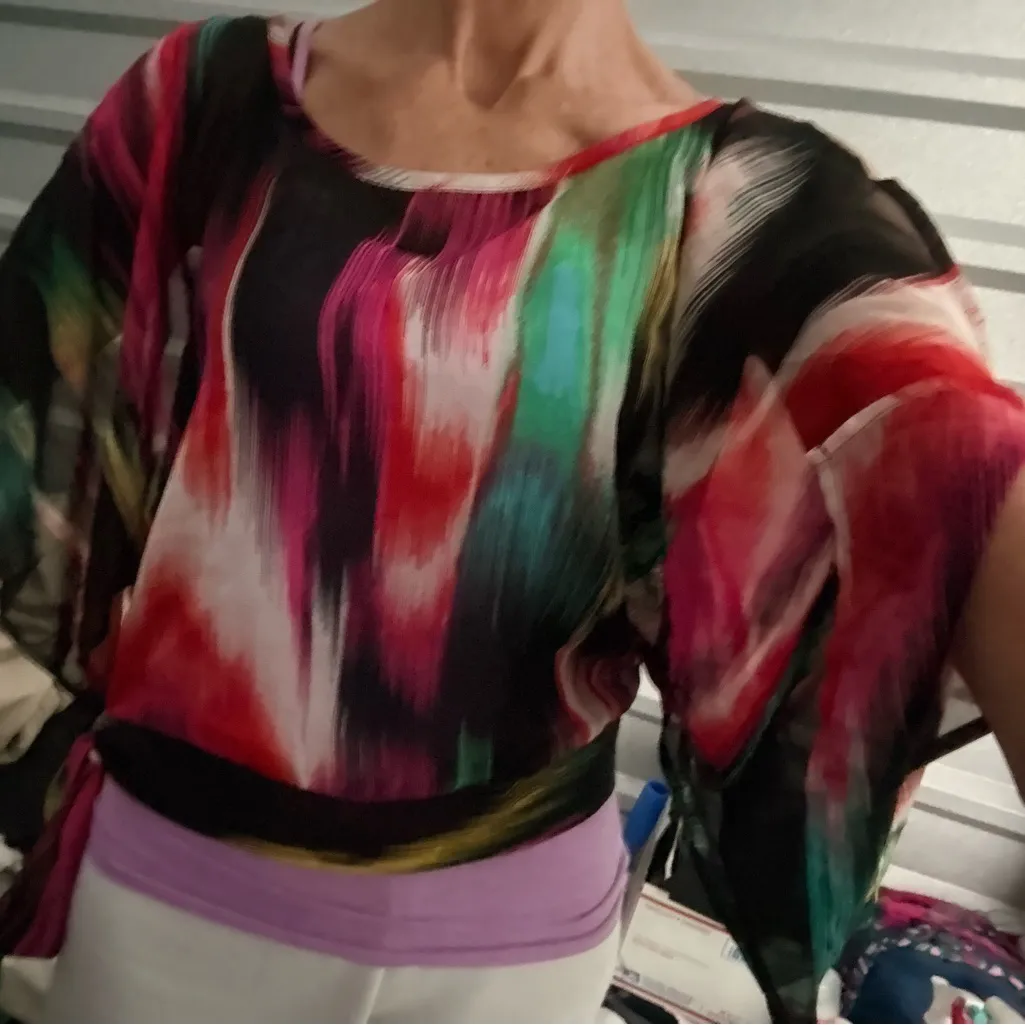 Elegant Multicolor Cropped Sheer Over - Image 8