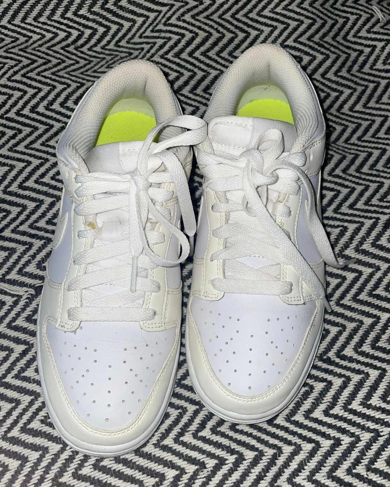 Nike Dunks - Image 2