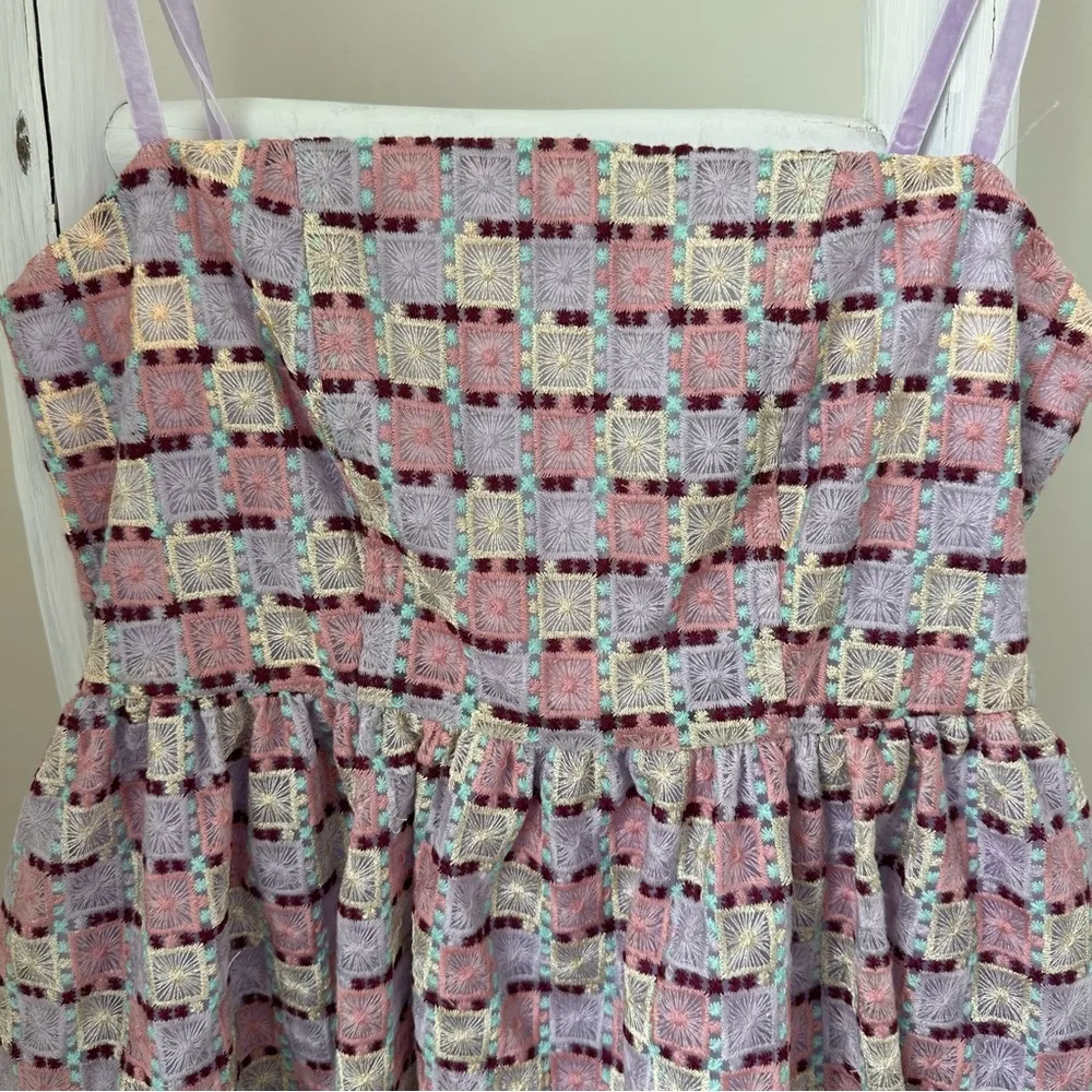 Embroidered Bubble Mini Dress Pink Multi Color SZ 6 - Image 6