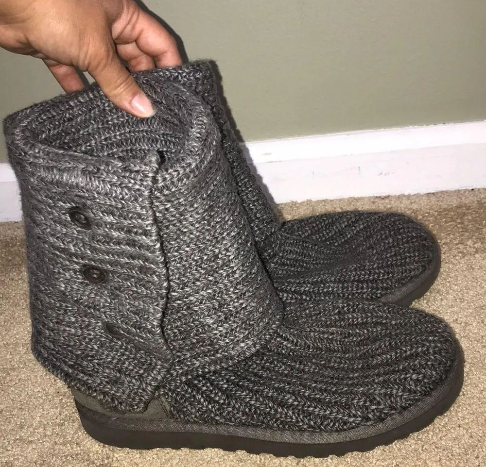 UGG Australia Women’s Knee High Knit Gray Sheepskin Interior Foldable Sock Boots - Image 2