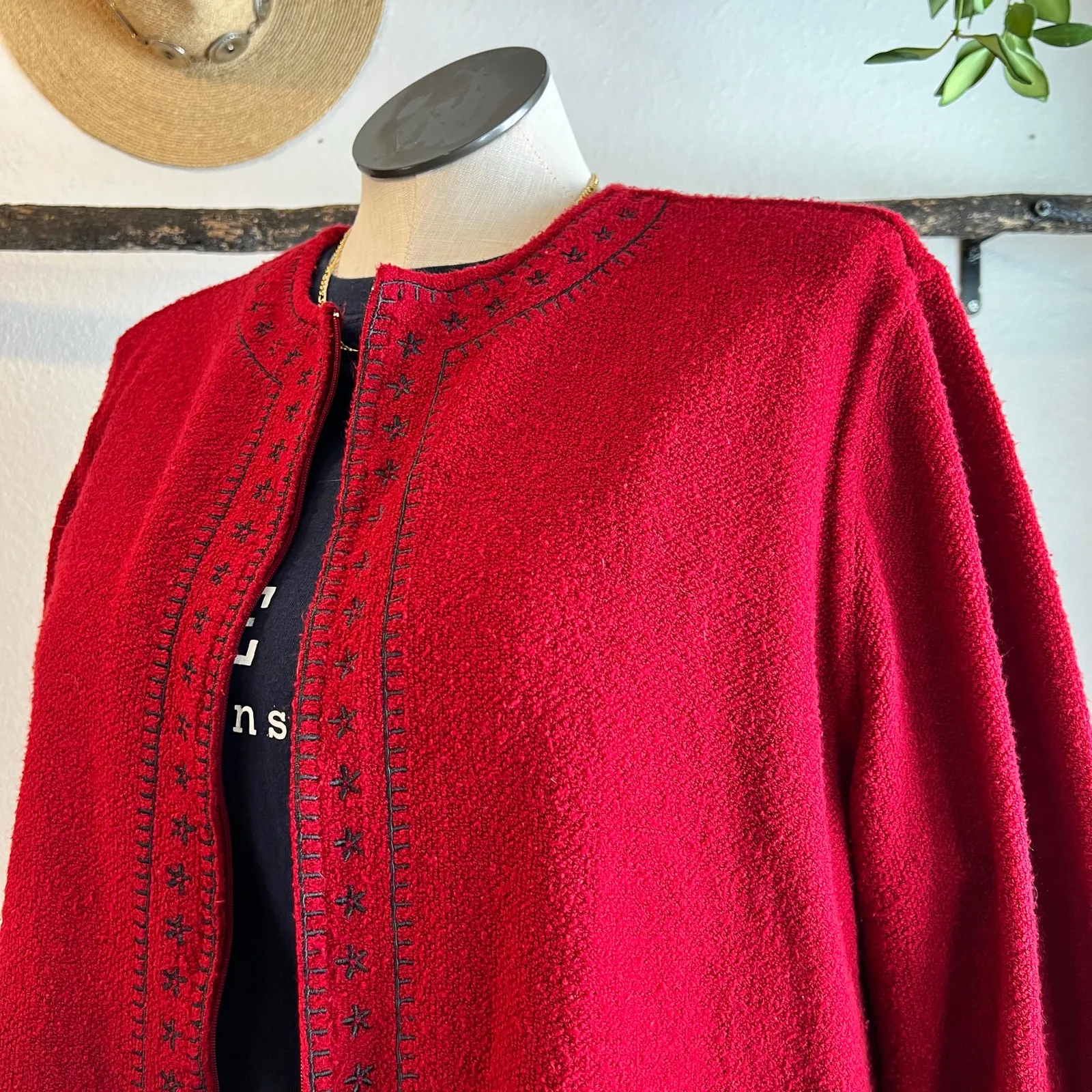 Vintage 90s Soft Red Zip Up Floral Embroidered Cardigan Sweater Size XL - Image 2