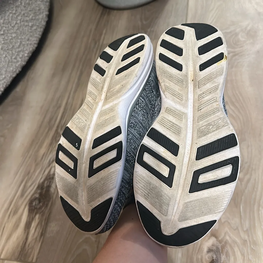 APL techloom pro shoes - Image 3