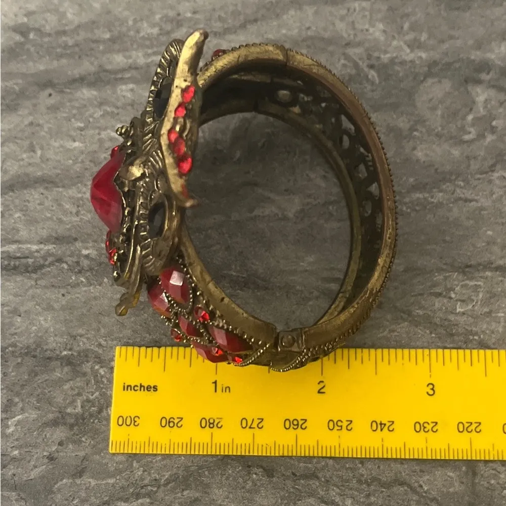 Ornate Metal Owl Filigree Red Rhinestones Gold Tone Cuff Bracelet Black Eyes - Image 11