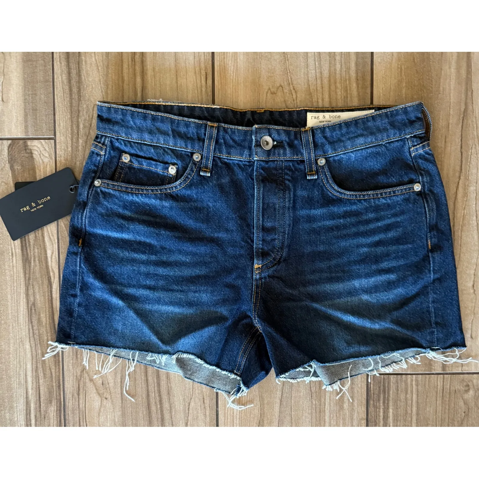 NWT Rag & Bone Dre‎ Low Rise Jean Denim Shorts in Cambria Blue Size 27 $165 - Image 4
