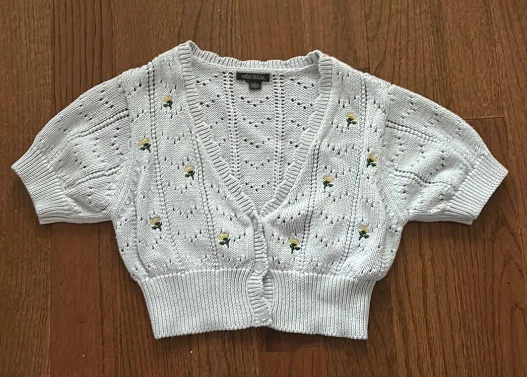 NWOT  blue cottage core coquette embroidered floral cropped cardigan - Image 3