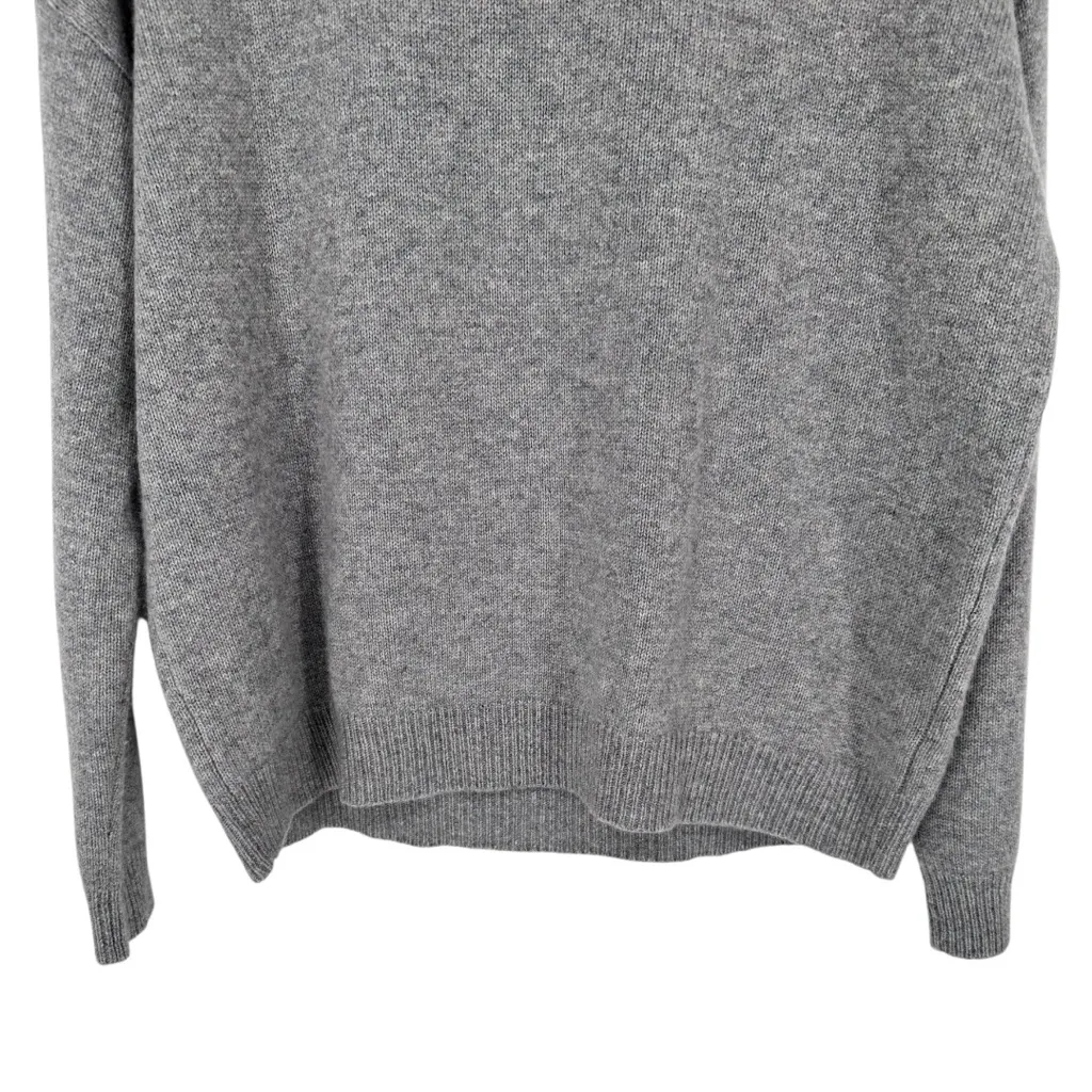 MaxMara Grey Rodeo Pullover Cashmere Sweater Long Sleeves Embellished Logo - Image 8