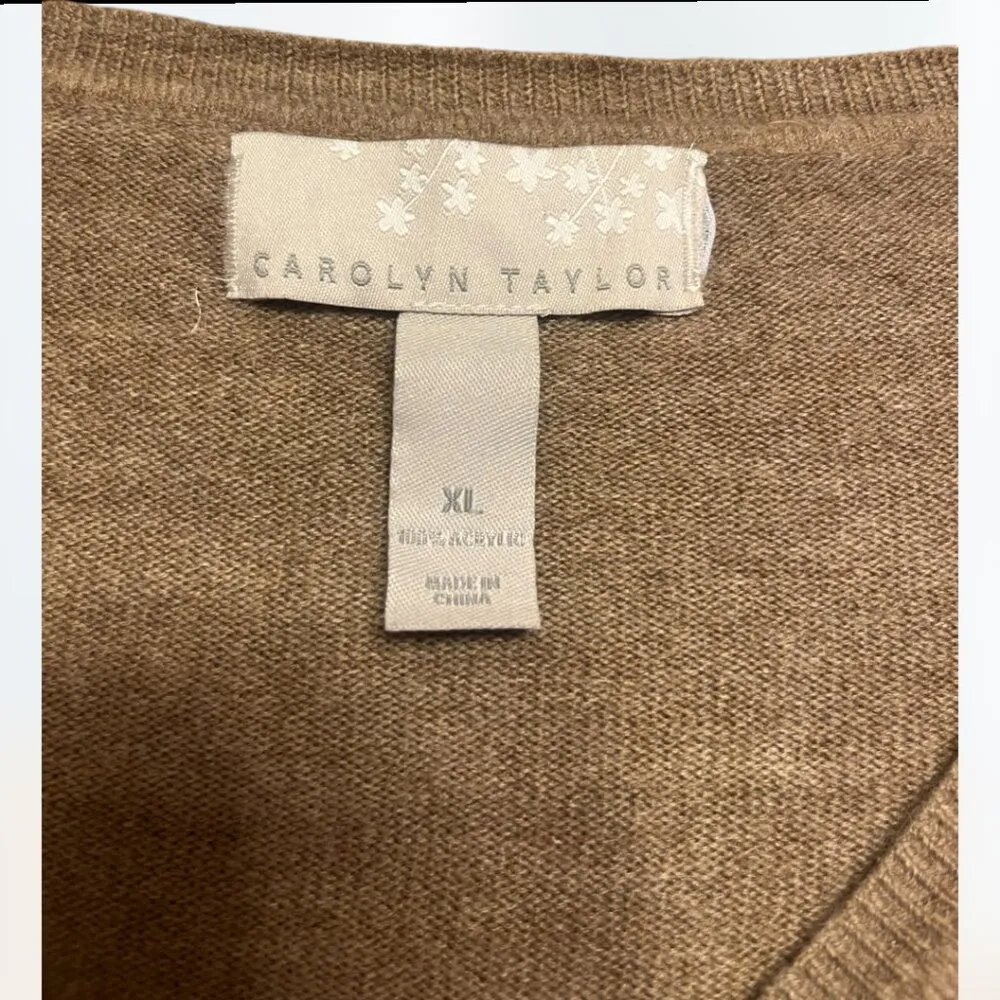 Women's brown cardigan with pink embroidered cherry blossom XL - Image 4