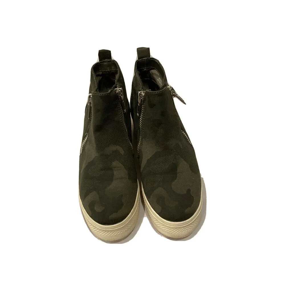 Steve Madden Boots Womens 6 Wedgie Camo Ankle Green Booties Zippers Wedge - Image 2