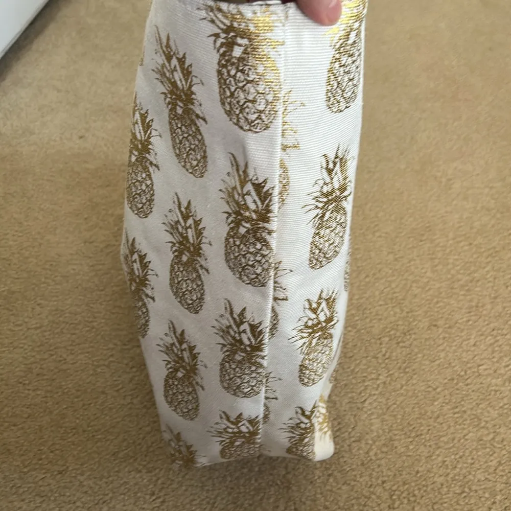 Cream/Gold Pineapple Print Cotton Blend Beach Bag Gold - Image 6