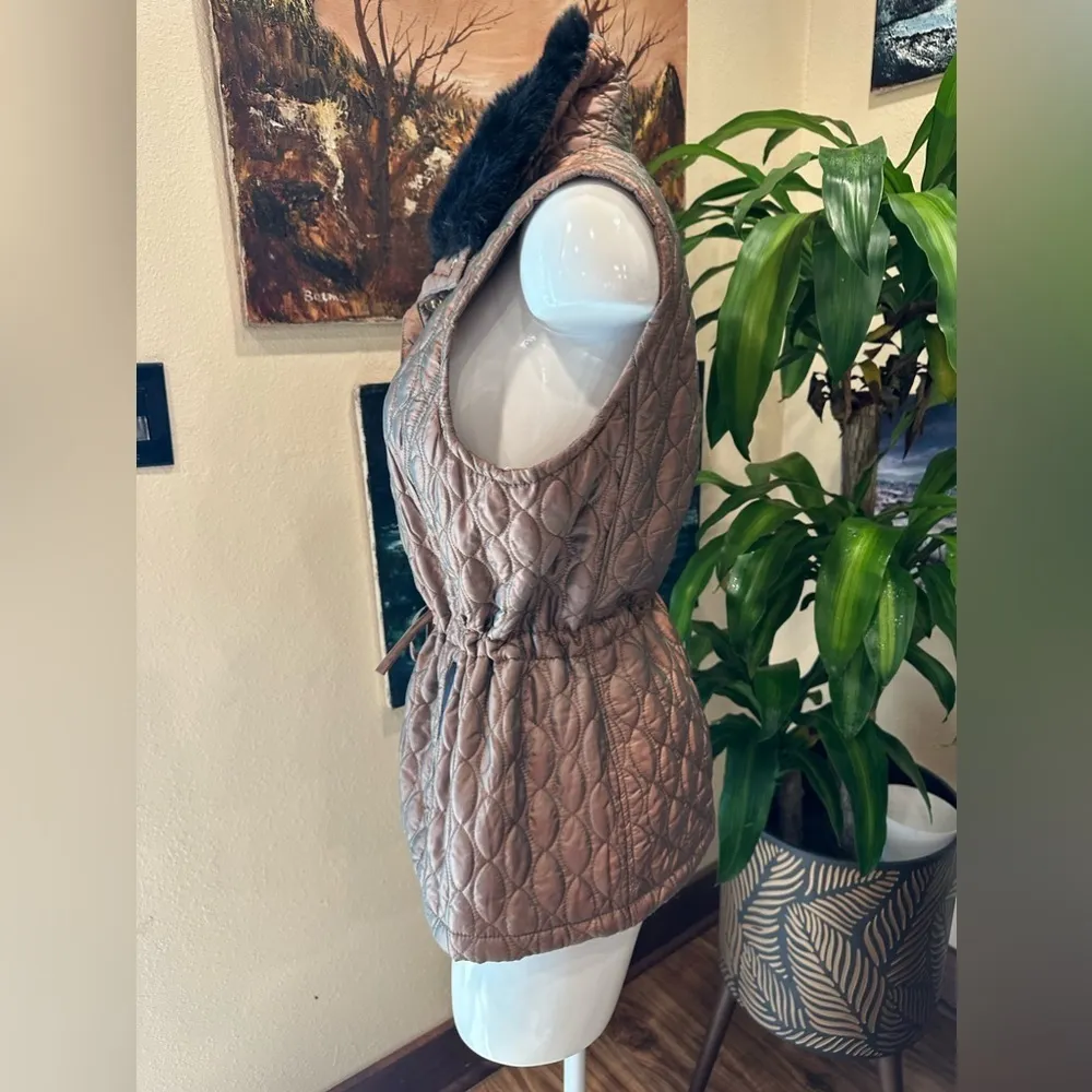 EUC Casual Identity women’s M faux fur collar insulated vest Bronze Brown Size M - Image 10