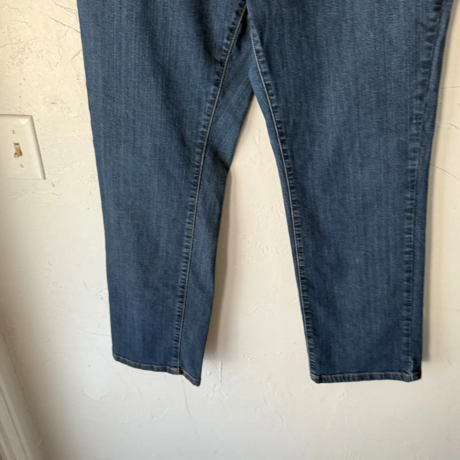 LLBean Classic Fit Womens Blue Denim Jeans Size 16 Regular Casual Basic - Image 3