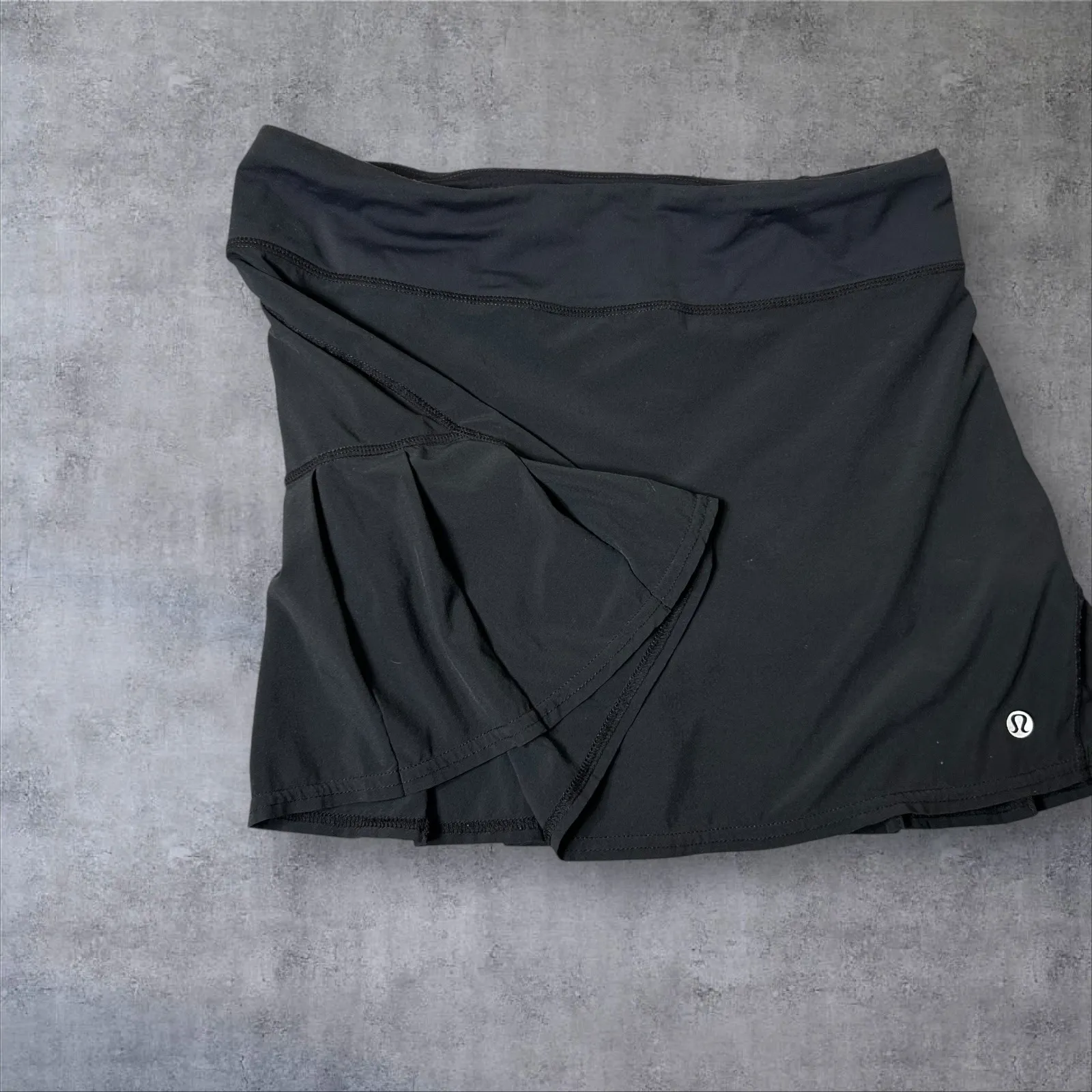 Lululemon Black Tennis Skirt with Built-in Shorts Size 4 Skort Tennis Golf - Image 5