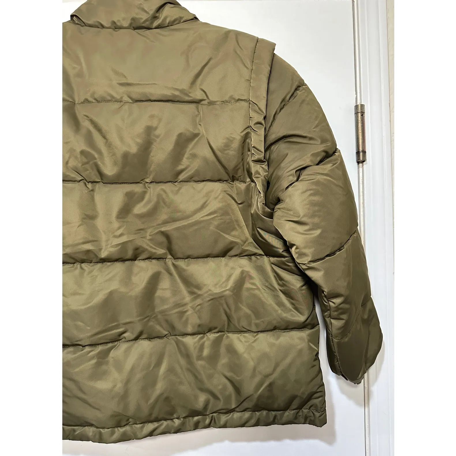We Wore What Zip Off Sleeve Puffer Jacket Military Olive Size Medium NWT Stylish - Image 12