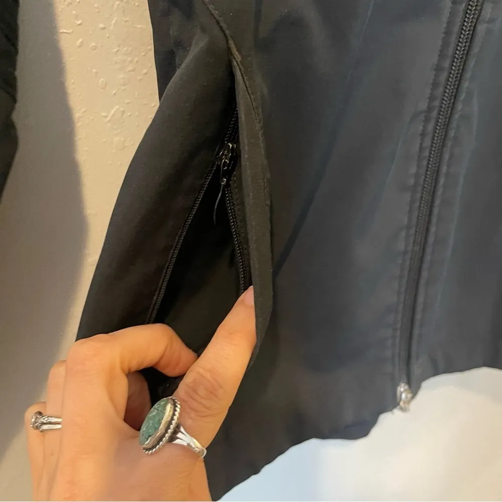 Black Zip Up Soft Shell Jacket - Image 4