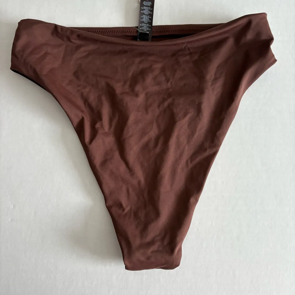 NWT SKIMS Sculpting swim ruched lined bikini top & mid rise bottom cocoa xs/s - Image 10