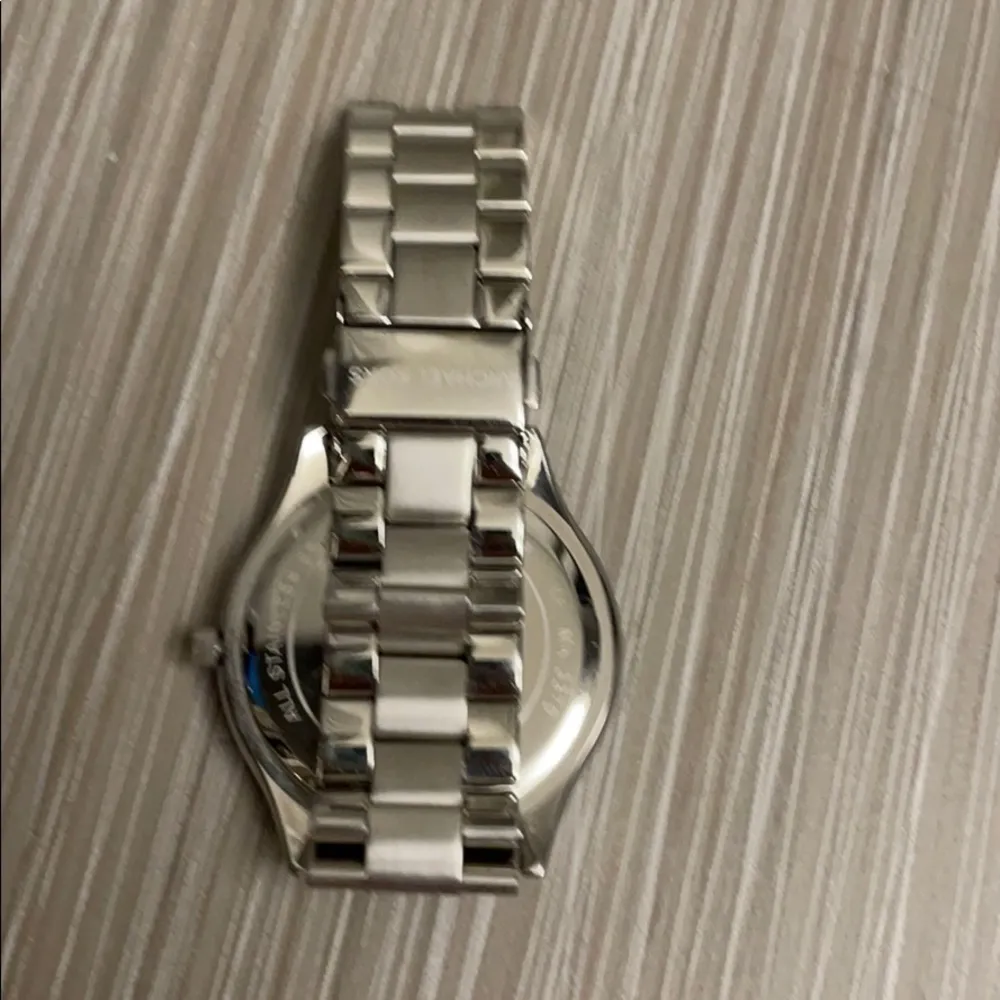 Michael Kors  silver watch with navy blue face - Image 2