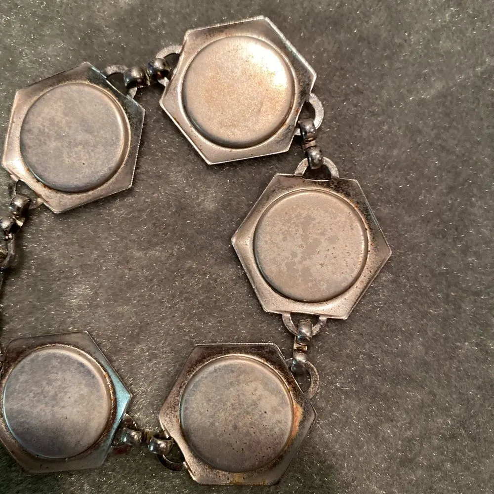 #406 BOUTIQUE COIN Silver Bracelet - Image 6