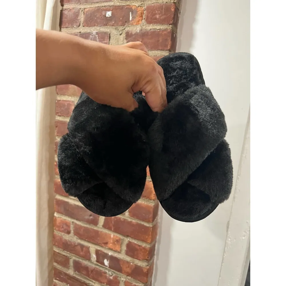 Womens Soft Faux Fur Slippers Plush Slip on Cross Band House Shoes Black Size 6 - Image 3