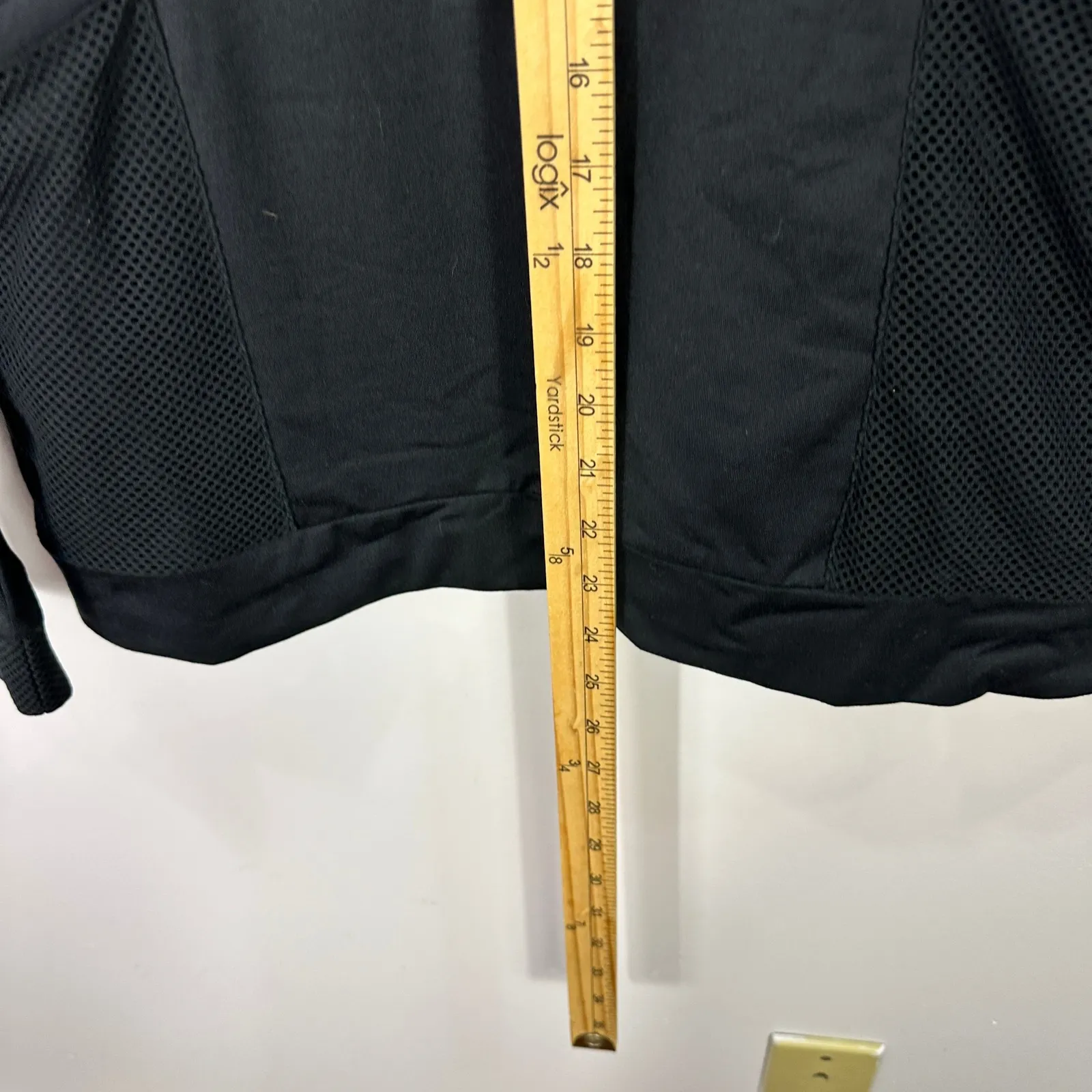 Fabletics Gigi Pullover Black Half Zip Sweatshirt Mesh Pockets Athleisure XS - Image 5