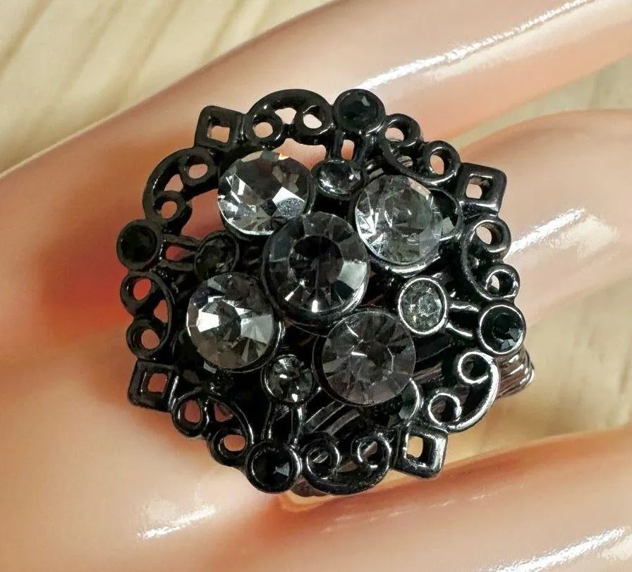 Bold Black Crystal Statement Ring – Adjustable Stretch Band - Image 4