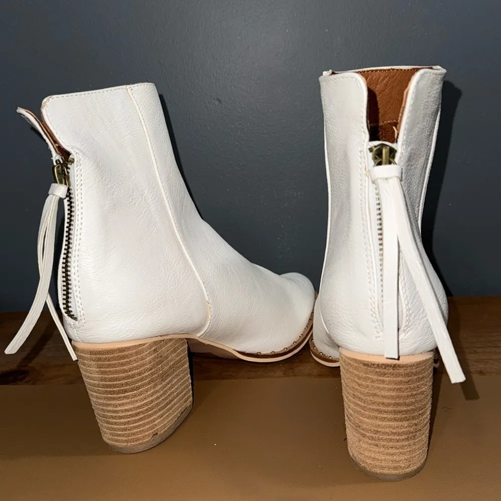 BEAST FASHION size 10 white 3” faux leather Weslee heeled ankle boot zip up back - Image 6