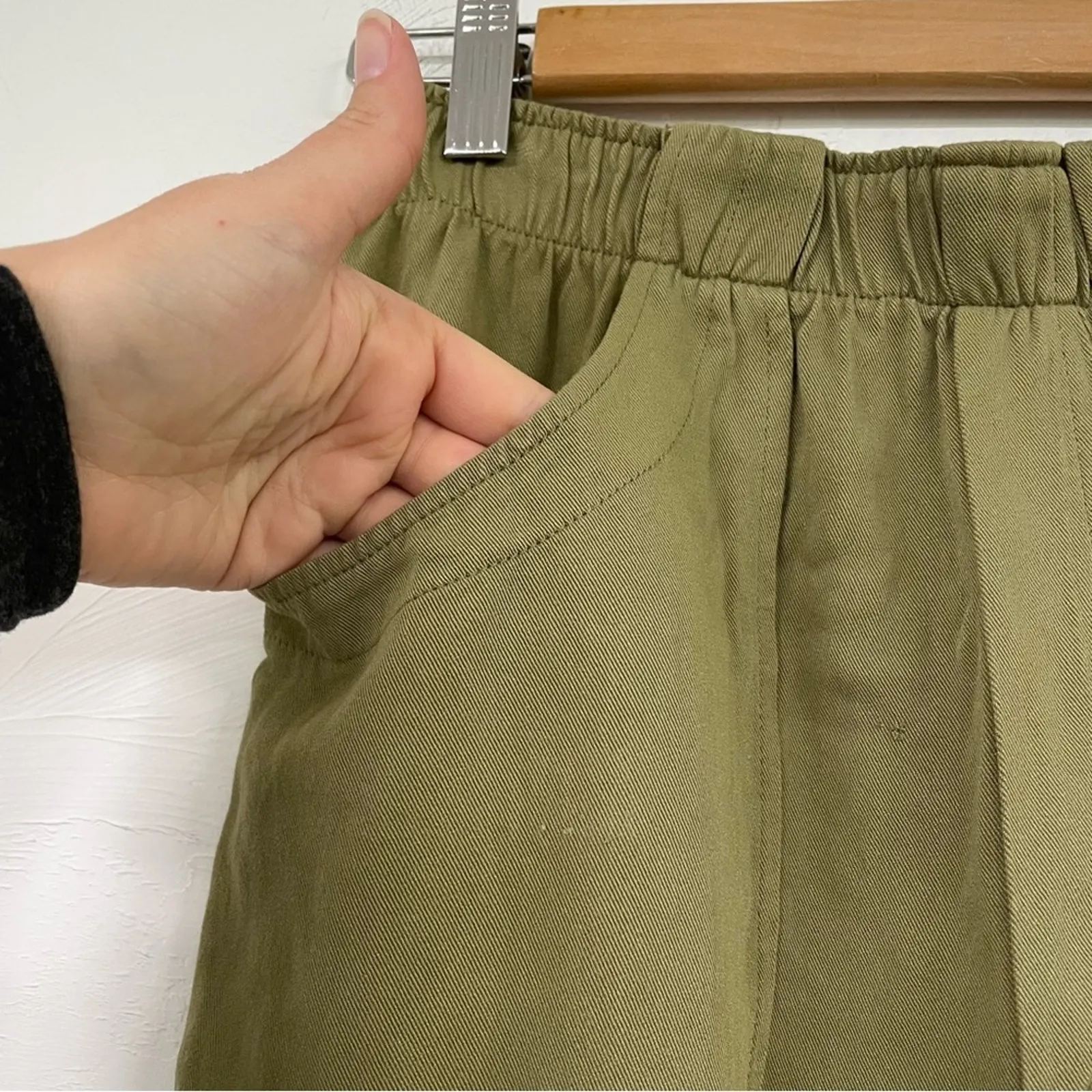 Dolan Anthropologie Green Casual Pull On Pants Women’s XS Womens Joggers Boho - Image 2