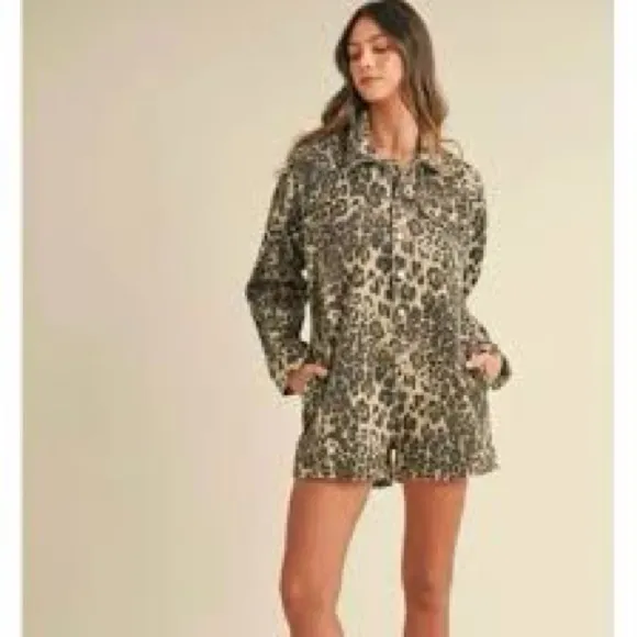 Mable leopard print denim romper size small NWT Tan - Image 2