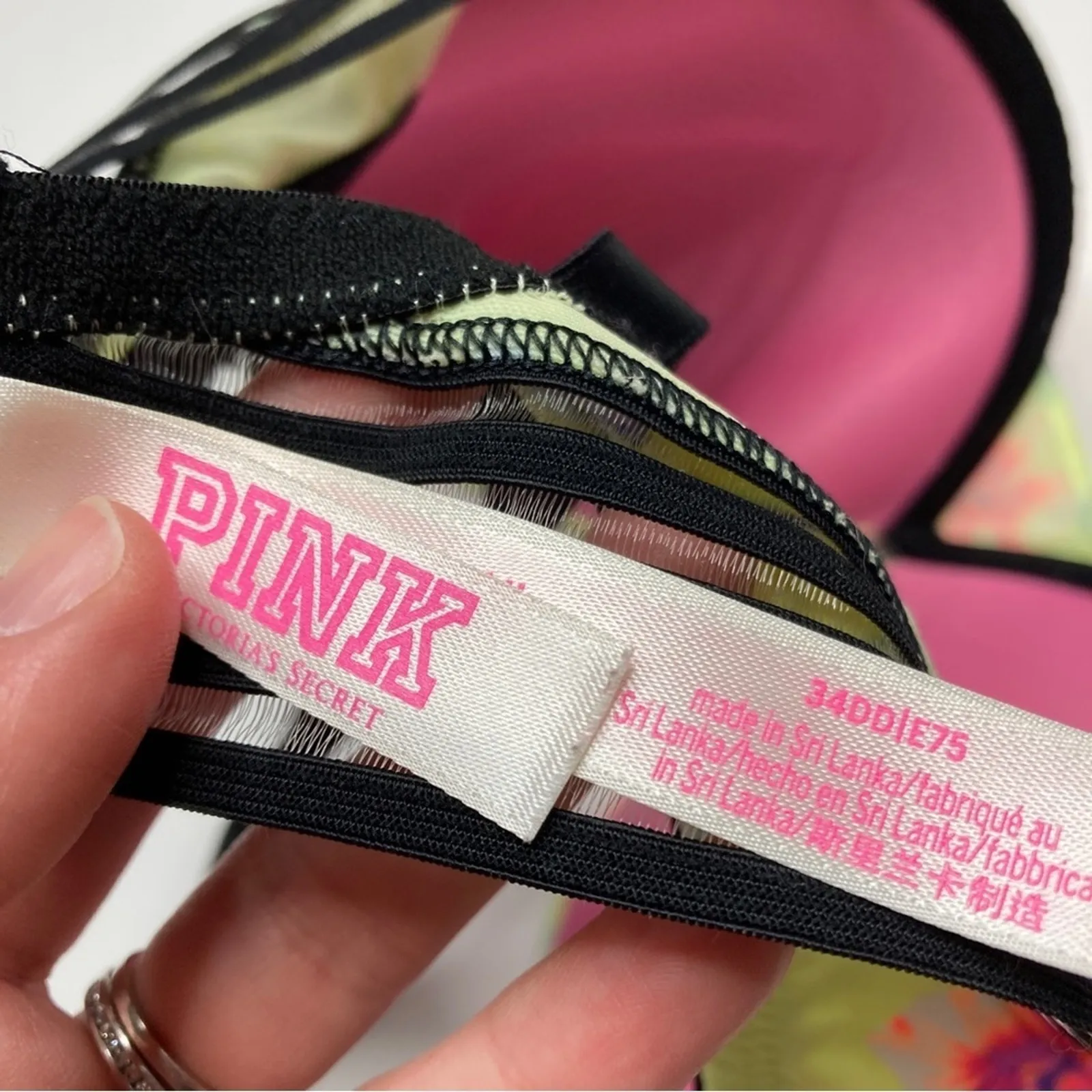 PINK Victoria's Secret | Tropical Lightly Lined Wear Everywhere T-Shirt Bra 34DD - Image 2