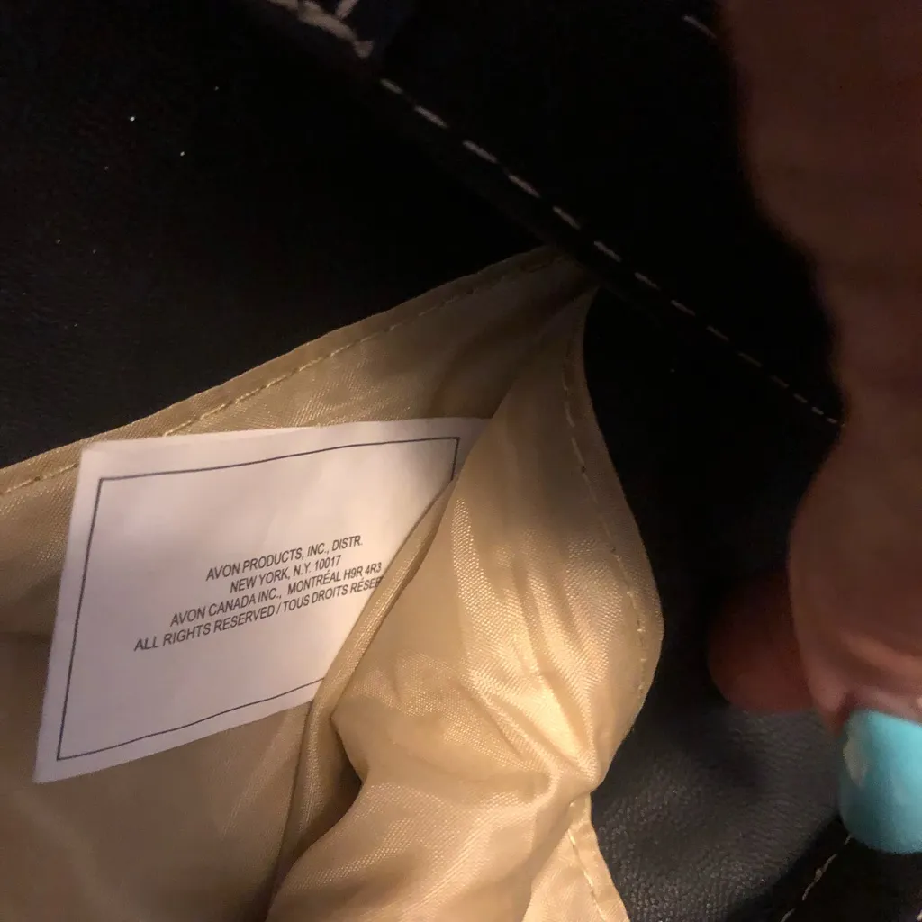 Black Avon shoulder purse. Used in good condition. - Image 4