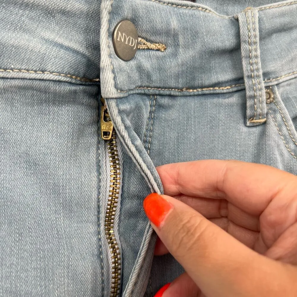 Not Your Daughter's Jeans NYDJ Marilyn Straight light wash blue jeans size 20W - Image 3